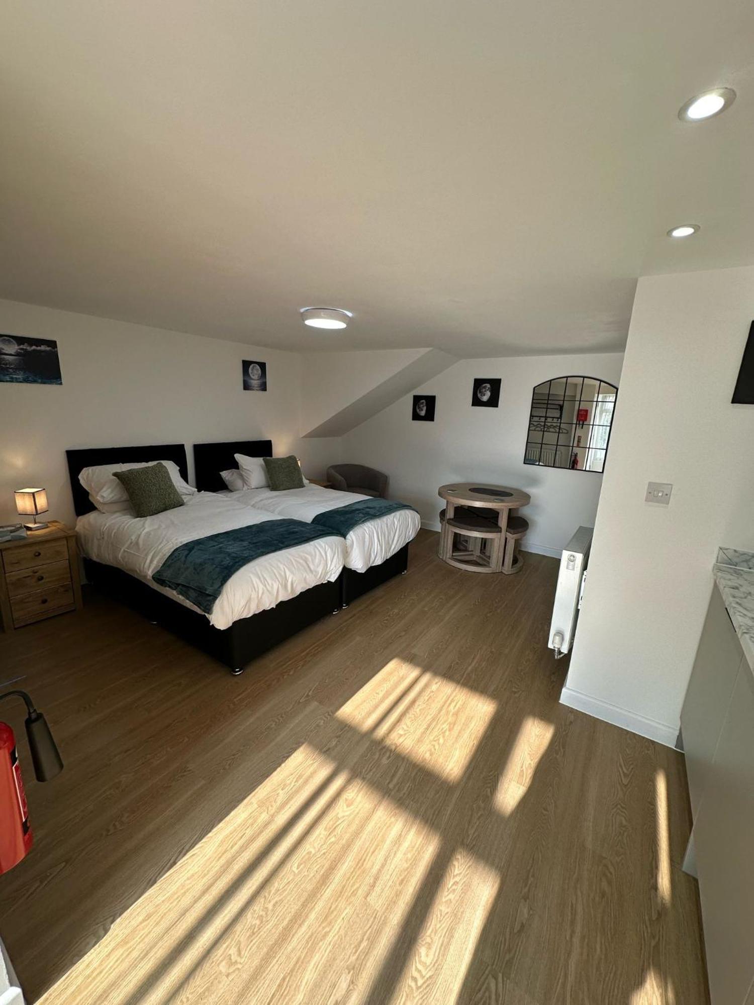 The Highmead Bed and Breakfast Blackwood  Exteriör bild
