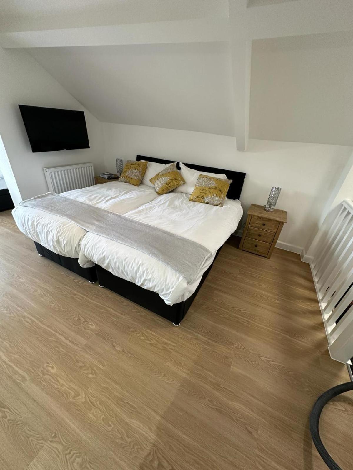 The Highmead Bed and Breakfast Blackwood  Exteriör bild